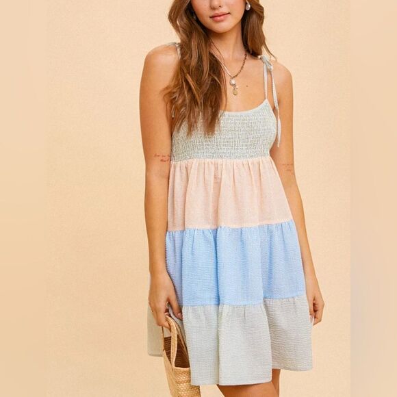 Hem & Thread Brynn Dress size M - Picture 3 of 7